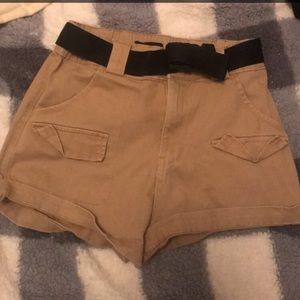 Bluenotes tan shorts